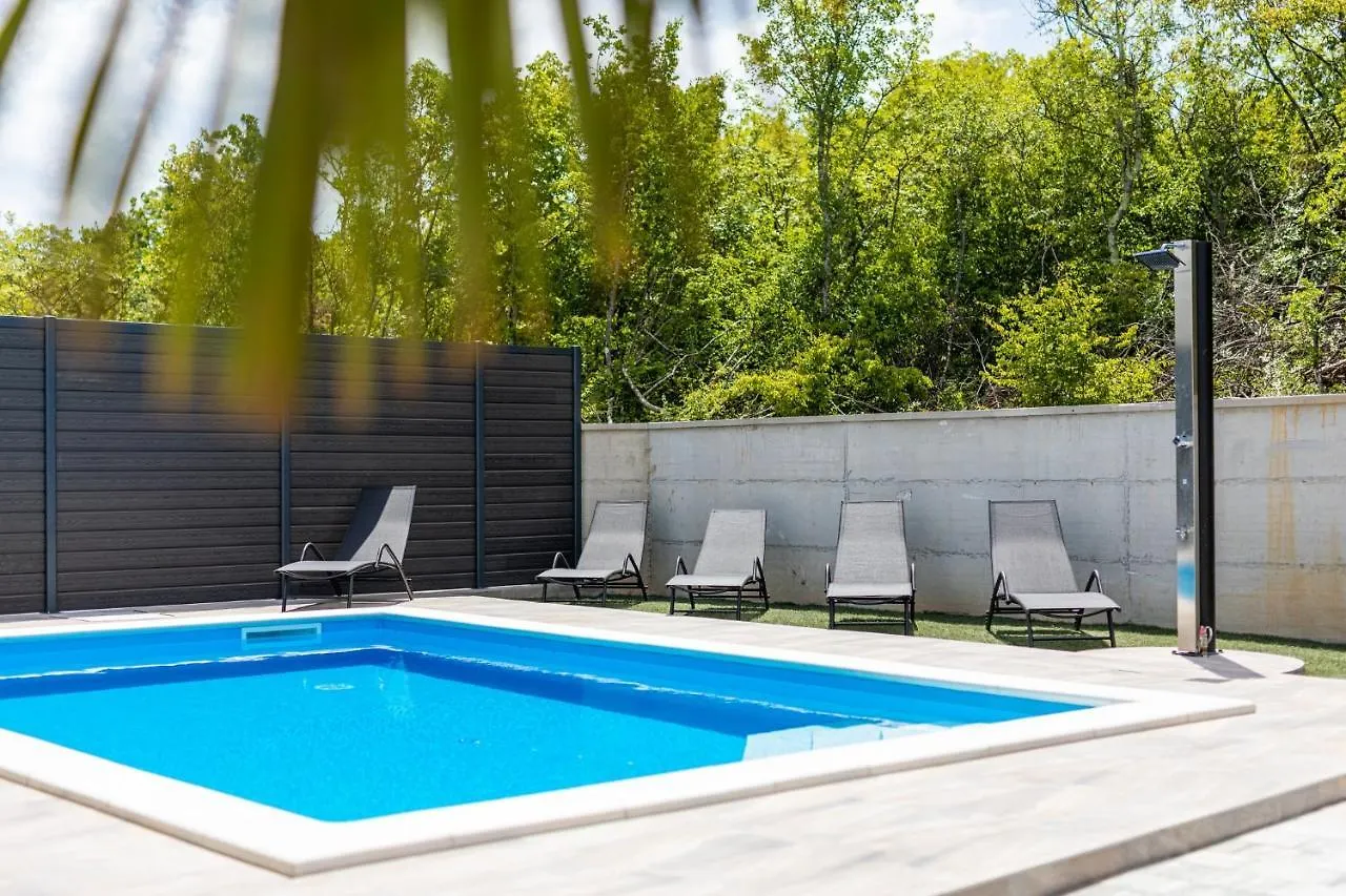 Villa George Zupanje Croatia